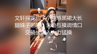 细腰肥臀女友在宾馆被我抽插