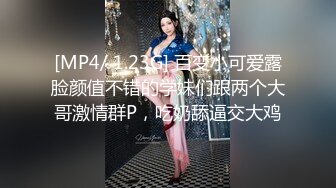 穿紫色情趣内衣的少妇，一上来就对你又撸又舔，舌头总弄快速找到你的敏感地位