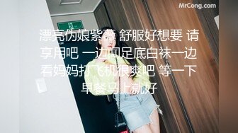 刚毕业小女友给我口