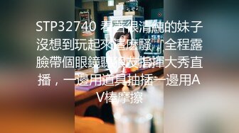 大型购物中心女厕多角度偷拍制服高跟美女的大肥鲍