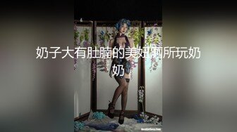 露脸新人妹子，欧式沙发全裸自慰，特写掰开蝴蝶逼