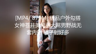 《震撼福利✿超强✿乱L》少有变态女大神离❤️婚六年多了，天天自慰解渴，看多了BBS里的乱L搞得她开始勾引青春期的儿子