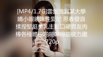 70后美妈妈 ·不惧时光优雅到老~❤️ 和儿子的乱伦快乐，妈妈今儿打扮犹如贵妃出嫁，香足、美逼，舌吻！