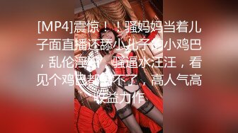 给小骚货女友拍完写真，就自己脱干净坐骑一顿猛操