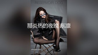 ❤️爆菊女神紧致爽滑的小屁股❤️女神屁眼好丝滑❤️一张一合的真踏马的色 骚逼这么黑也不知道让多少男的使用过了，屁眼倒是非常紧