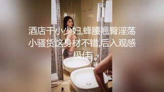 穿上紫丝高跟的老婆确实很合我心意，奖励一波后入给她，听老婆的叫床声是一种享受