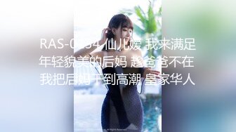 女主涵涵用嘴征服男人舔到爆